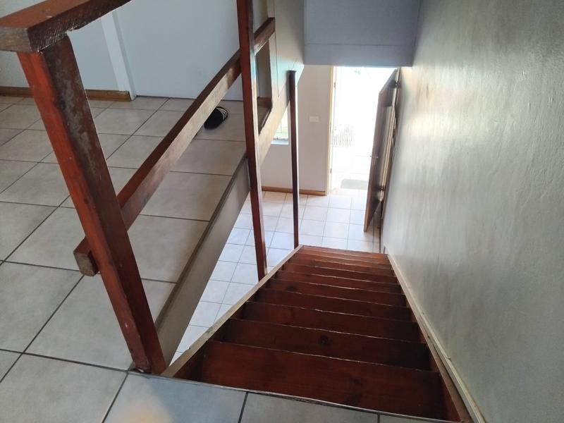 3 Bedroom Property for Sale in Kannoniers Park North West